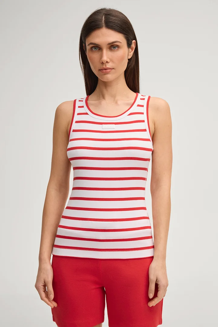 Leads to product detail page "Top Telma in white/red stripes"