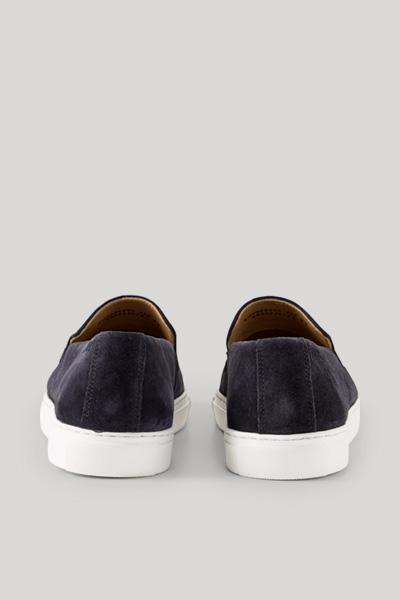 Leads to product detail page "Coralie velvet loafers in navy"