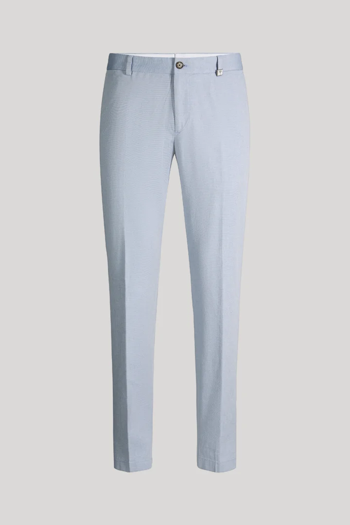 Leads to product detail page "Blue chino trousers"