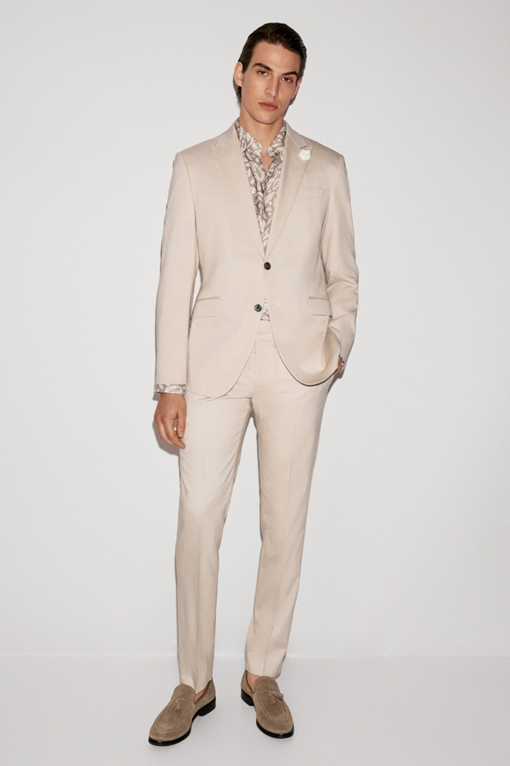 Leads to look detail page “Shop the Look”