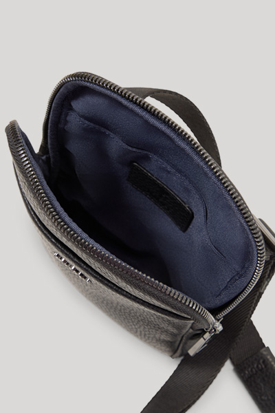 Cardona Rafael Shoulder Bag in Black