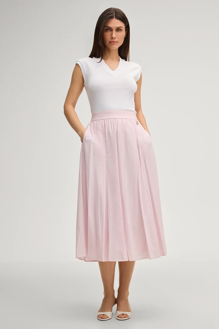 Führt zu Produktdetailseite „T-Shirt Touka in Weiß"