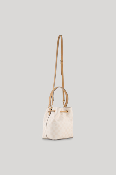 Führt zu Produktdetailseite „Bucket Bag Cortina Piazza Franziska in Ecru"