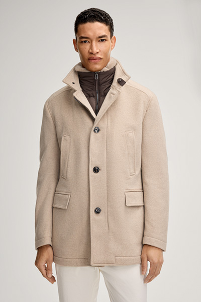 Gary Coat in Beige