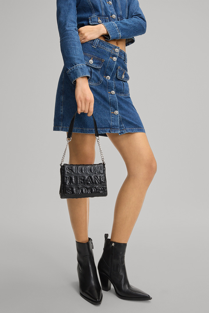 Führt zu Produktdetailseite „Schultertasche Iniziale Spiega Solar in Schwarz"