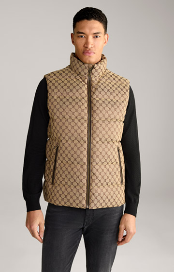 Kornes Quilted Vest in Brown