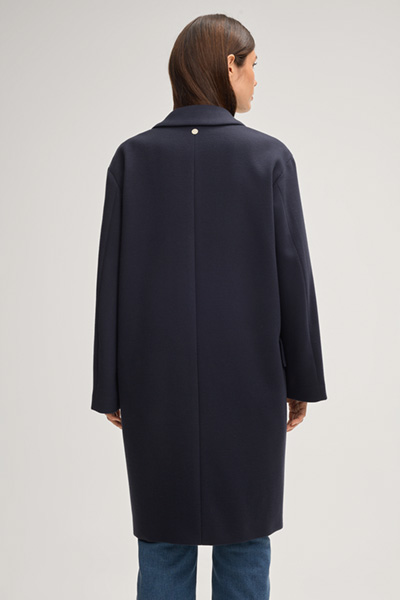 Coat in Navy
