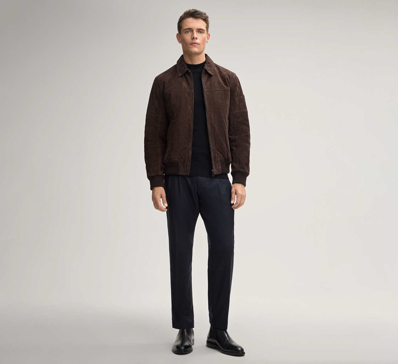 JOOP! präsentiert das Produkt Lederjacke Merin in Dunkelbraun aus der Kategorie Jacken