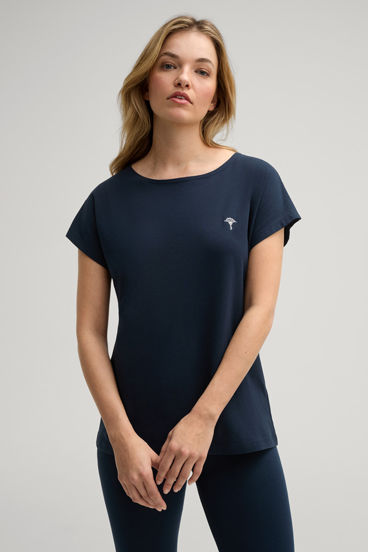 T-Shirt in Navy