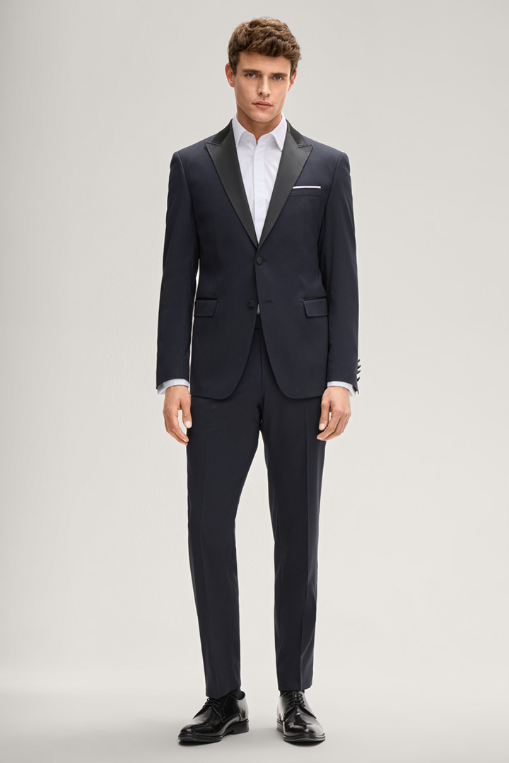 Leads to look detail page “Evening modular suit Horace-Bask in dark blue”