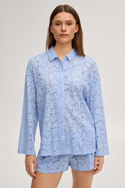 Leads to product detail page "All-over lace loungewear shirt in blue"