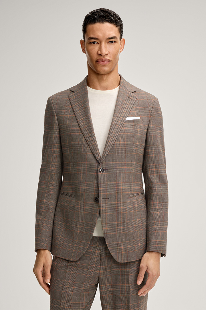 Leads to product detail page "Hodge modular jacket in brown check"