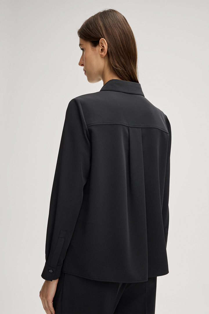 Hemdkragenbluse Bakara in Schwarz