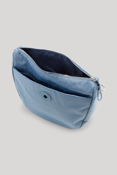 Leads to product detail page "Giocoso Delia shoulder bag in light blue"