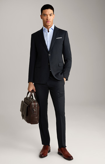 Herby-Blayr Travel Suit in Navy