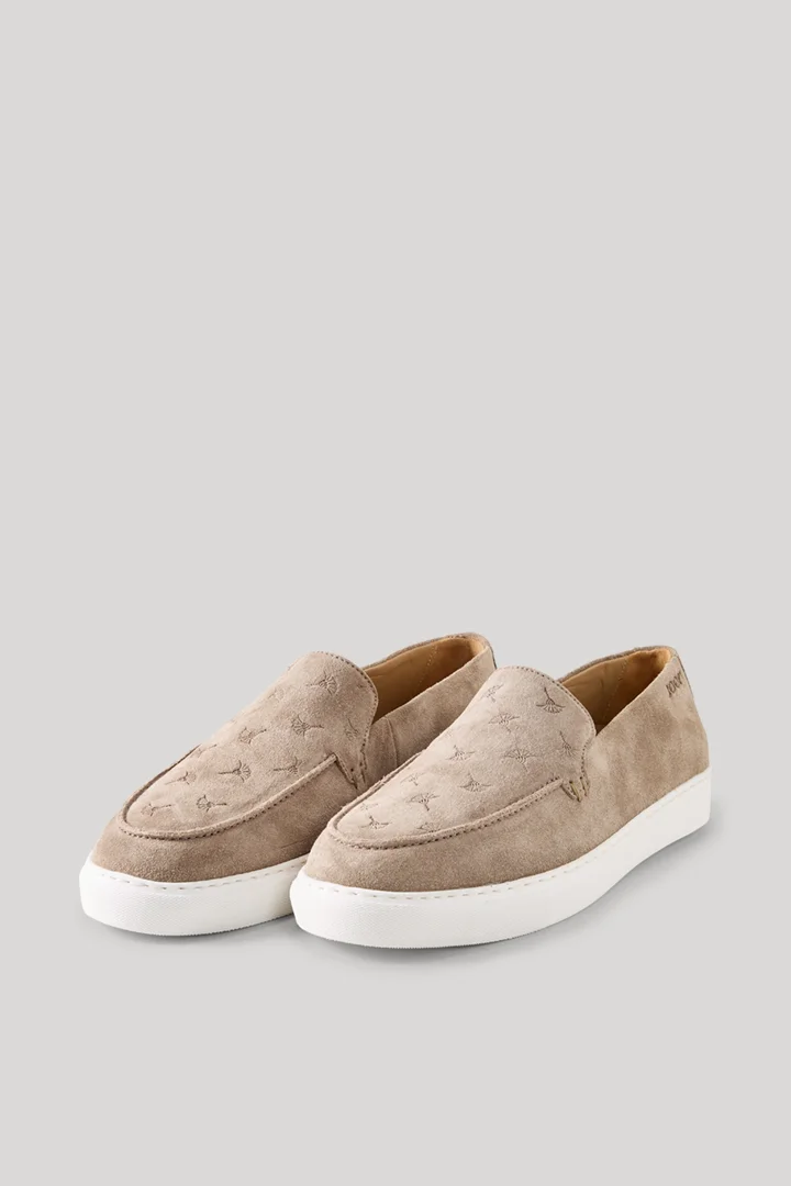 Leads to product detail page "Velluto Coralie Loafers in Funghi"