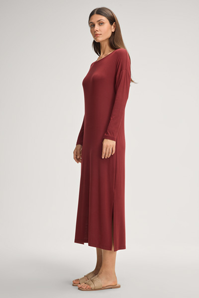 Nachthemd in Dunkelrot