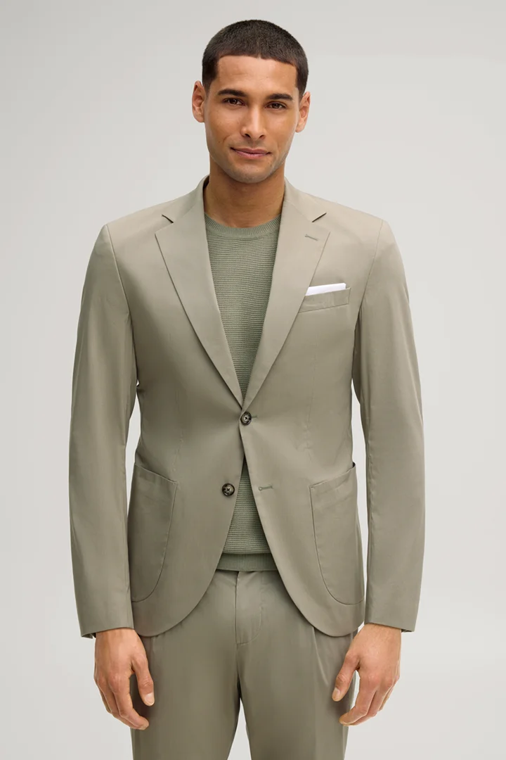 Leads to product detail page "Dallas modular jacket in green"