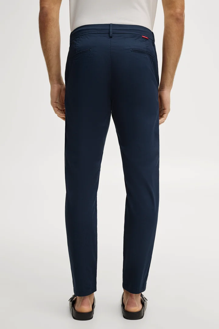 Chino Maxton in Navy