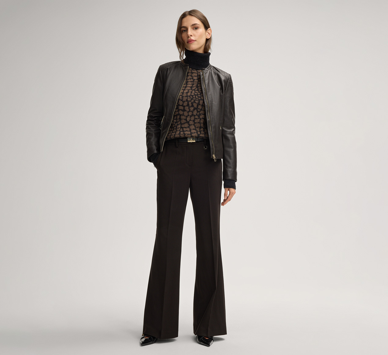 JOOP! präsentiert das Produkt Lederjacke Laura in Dunkelbraun aus der Kategorie Leder