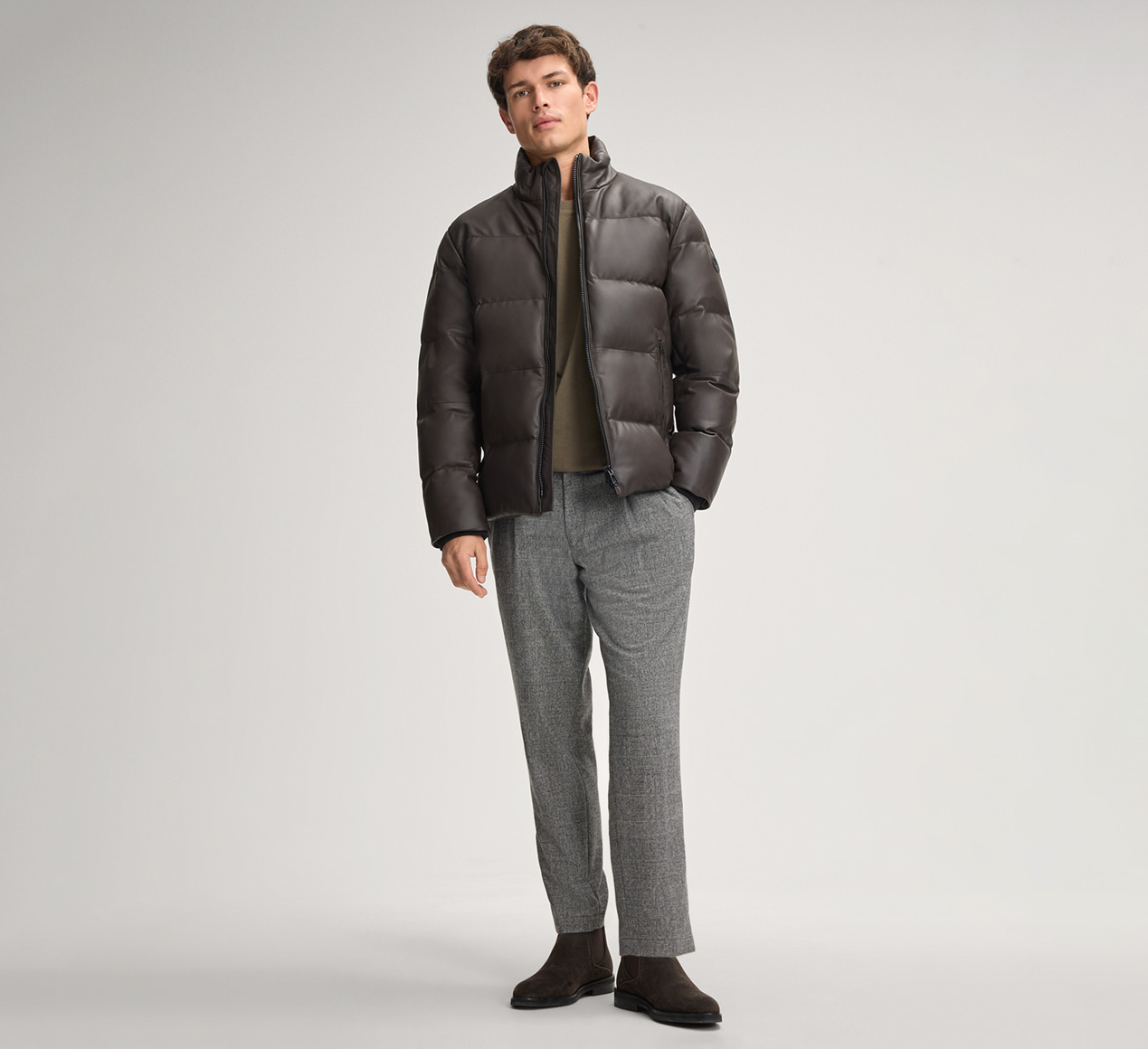 JOOP! präsentiert das Produkt Leder-Steppjacke Loman in Dunkelbraun aus der Kategorie Jacken