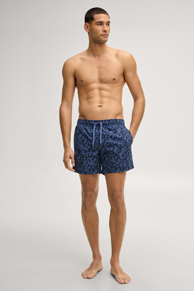 Swim shorts in navy/blue patterned