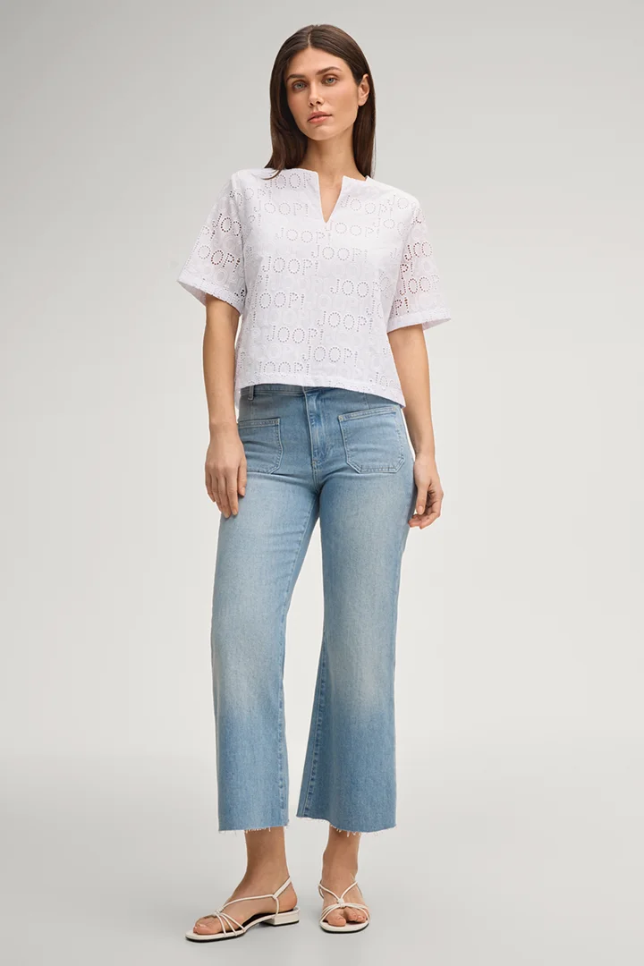 Leads to product detail page "Beljana blouse shirt in white"