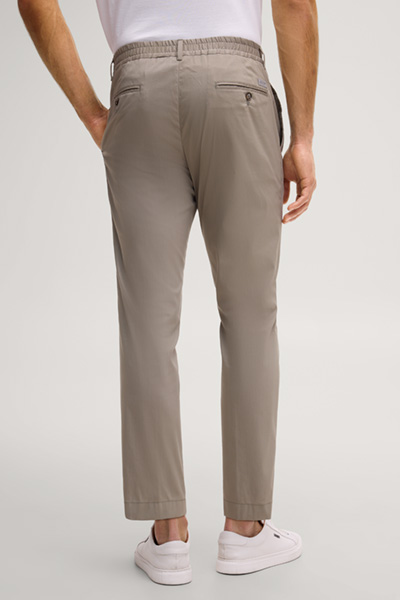 Leads to product detail page "Lester modular suit trousers in light green"