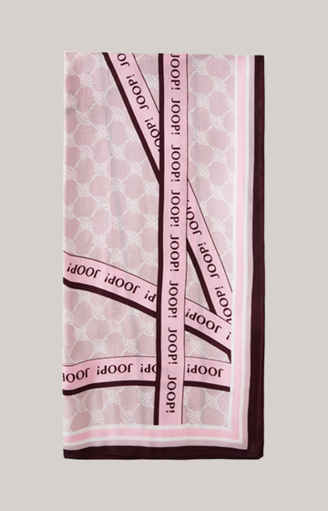 Scarf in a pink pattern