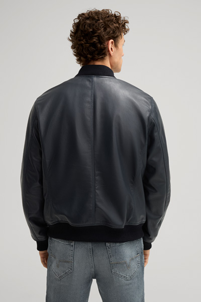 Toma Leather Jacket in Navy