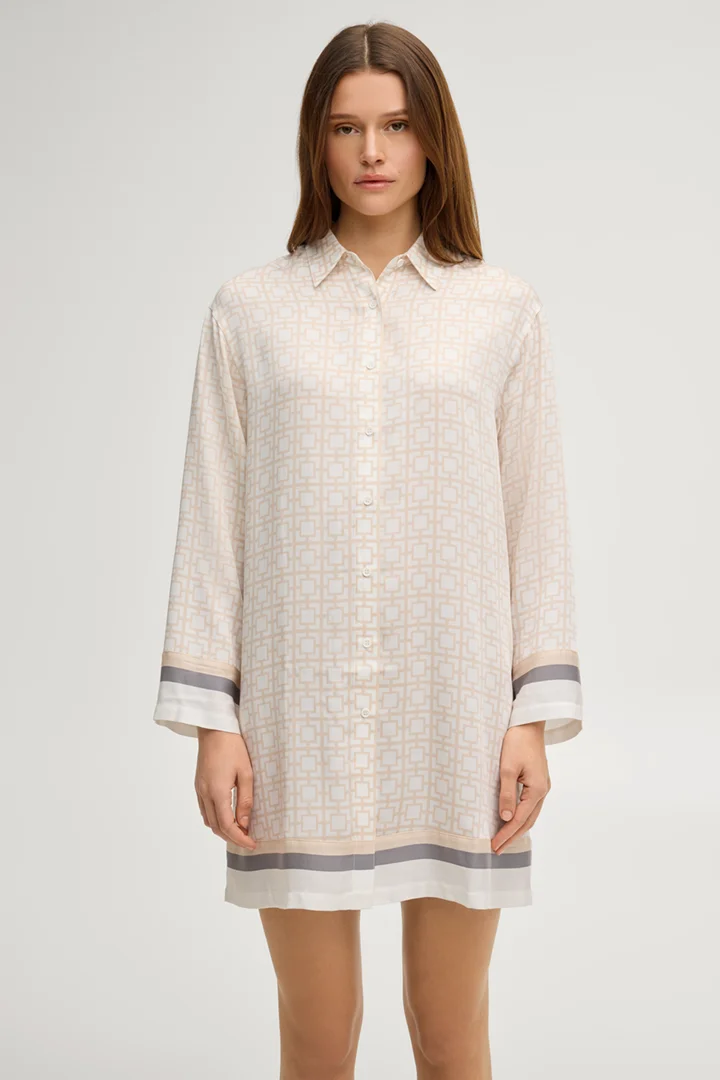 Leads to product detail page "Modern Essence lounge dress in cream with pattern"