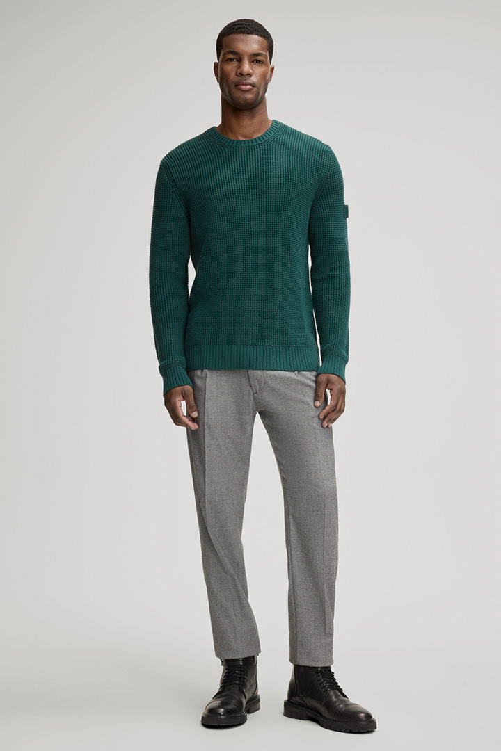 Leads to product detail page "Harono Knitted Pullover in Green"