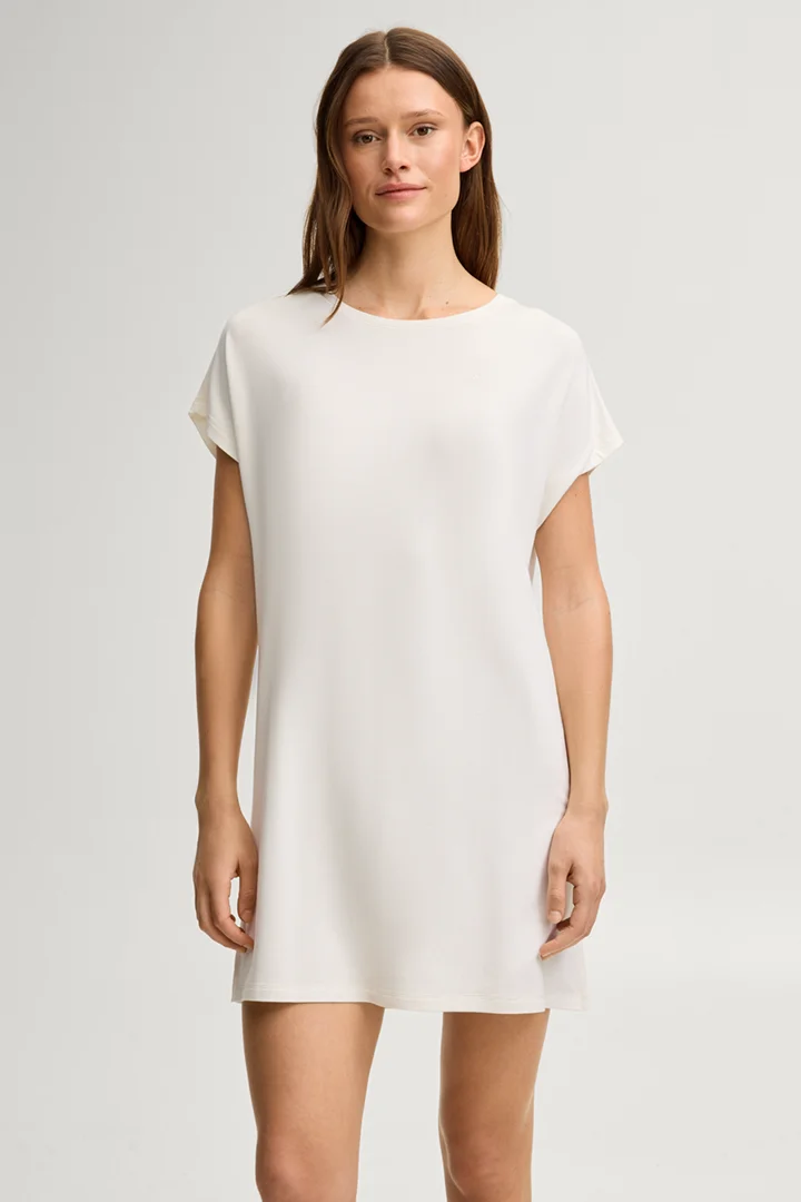 Leads to product detail page "Loungewear Long Shirt Soft Comfort in Off-White"