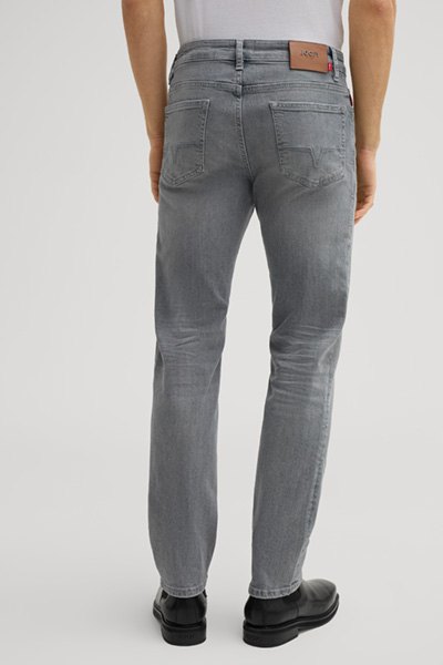 Mitch Jeans in a Light Grey Washed Look