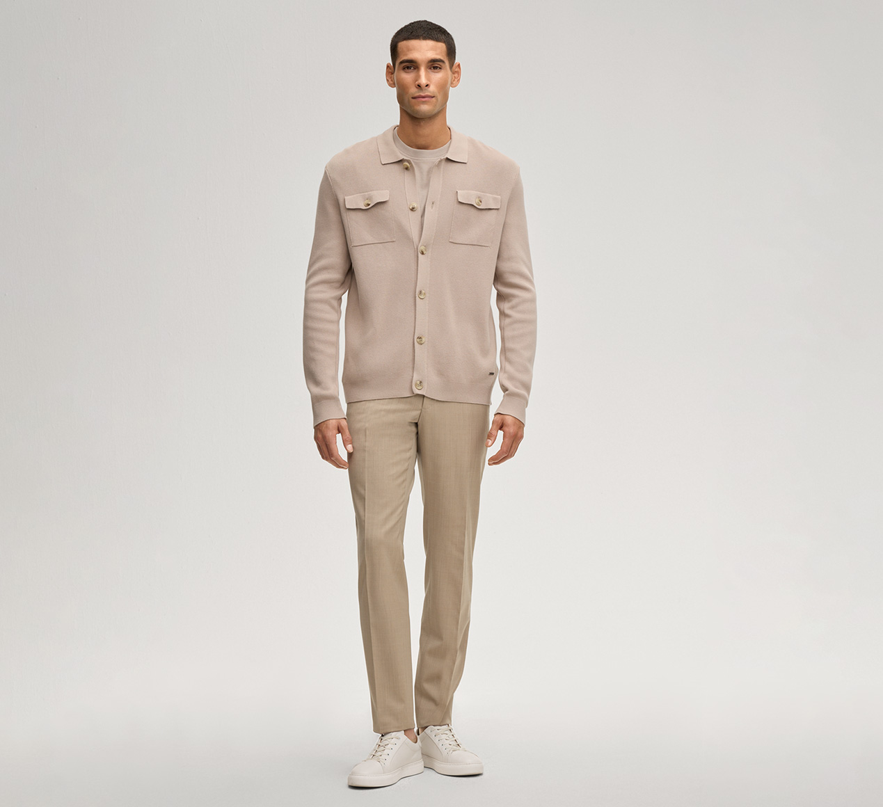 JOOP! präsentiert das Produkt Strickjacke Owero in Sand aus der Kategorie Strick