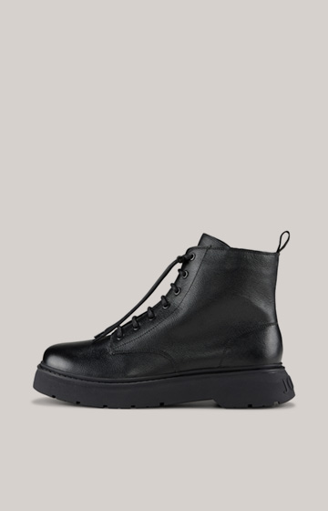 Estate Zinon Lace-up Shoes in Black