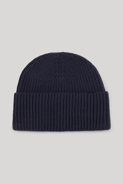 Lucifer Beanie in Navy