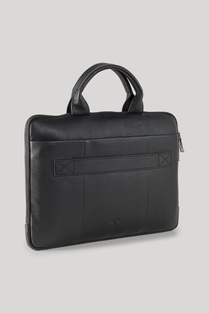 Leads to product detail page "Cardona Samu Business Bag in Black"
