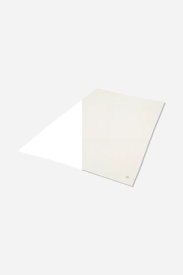 Leads to product detail page "Joop! weavelle plaid 130x170 cm, white"