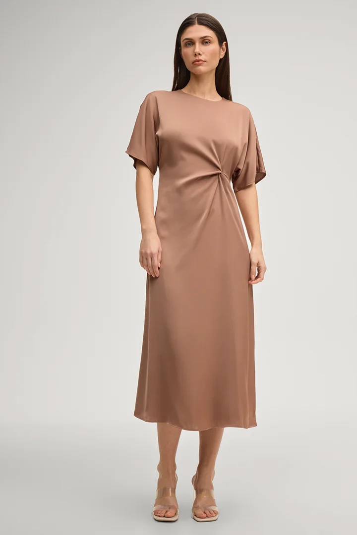 Leads to product detail page "Dela satin dress in light brown"