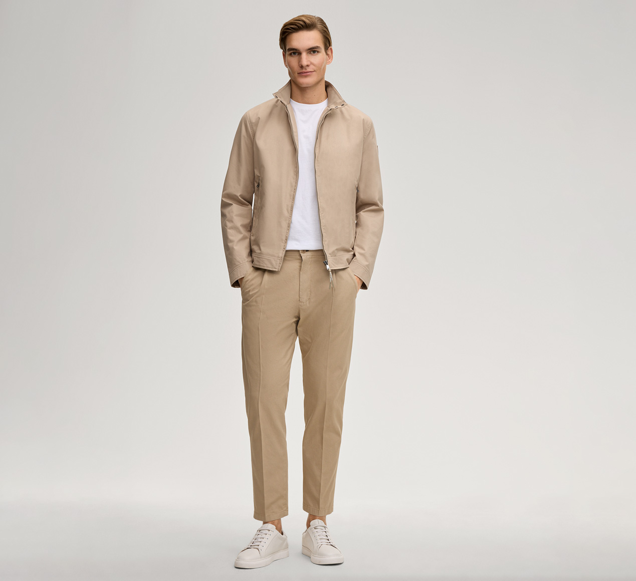 JOOP! präsentiert das Produkt Jacke Janos in Beige aus der Kategorie Jacken