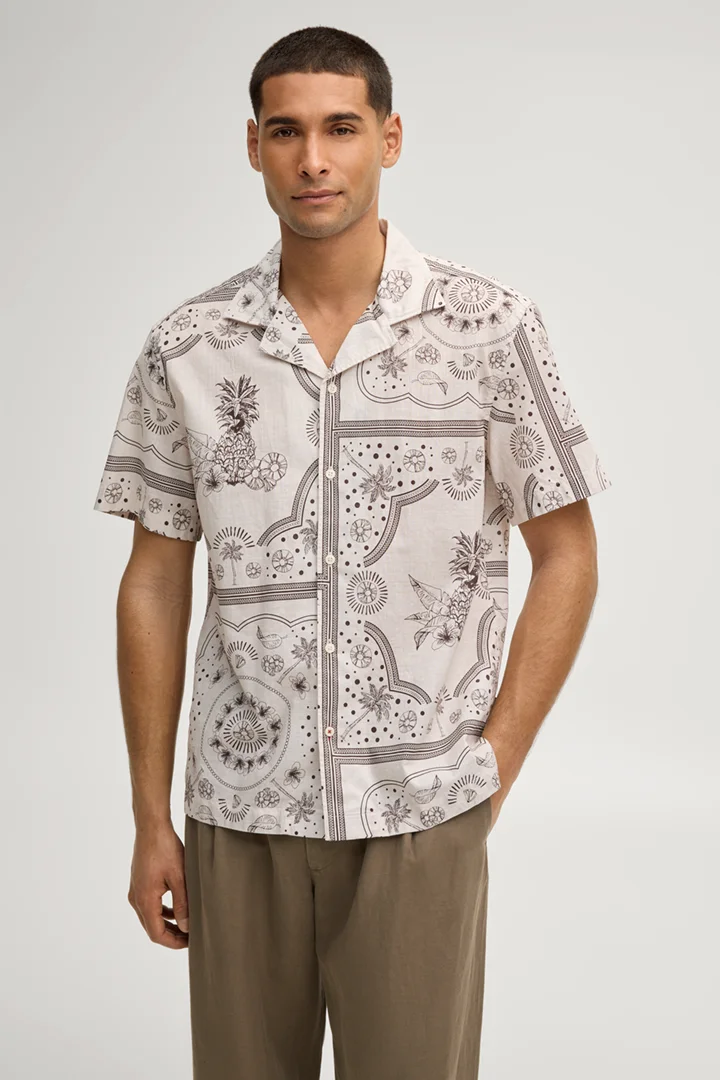 Führt zu Produktdetailseite „Kurzarm-Hemd Hanes in Beige gemustert"