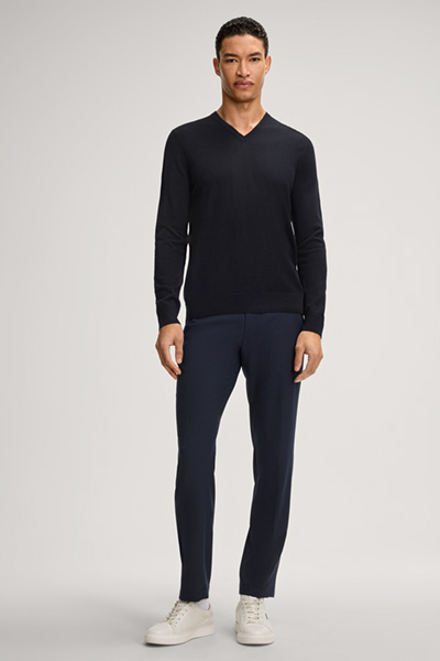 Sweter Damien z wełny merino w kolorze granatowym