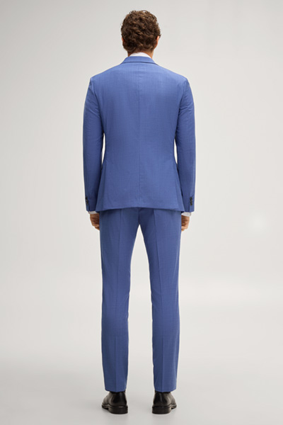Leads to product detail page "Damon-Gun suit in mid-blue"