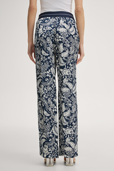 Piara Jacquard Trousers in a Navy/White Pattern