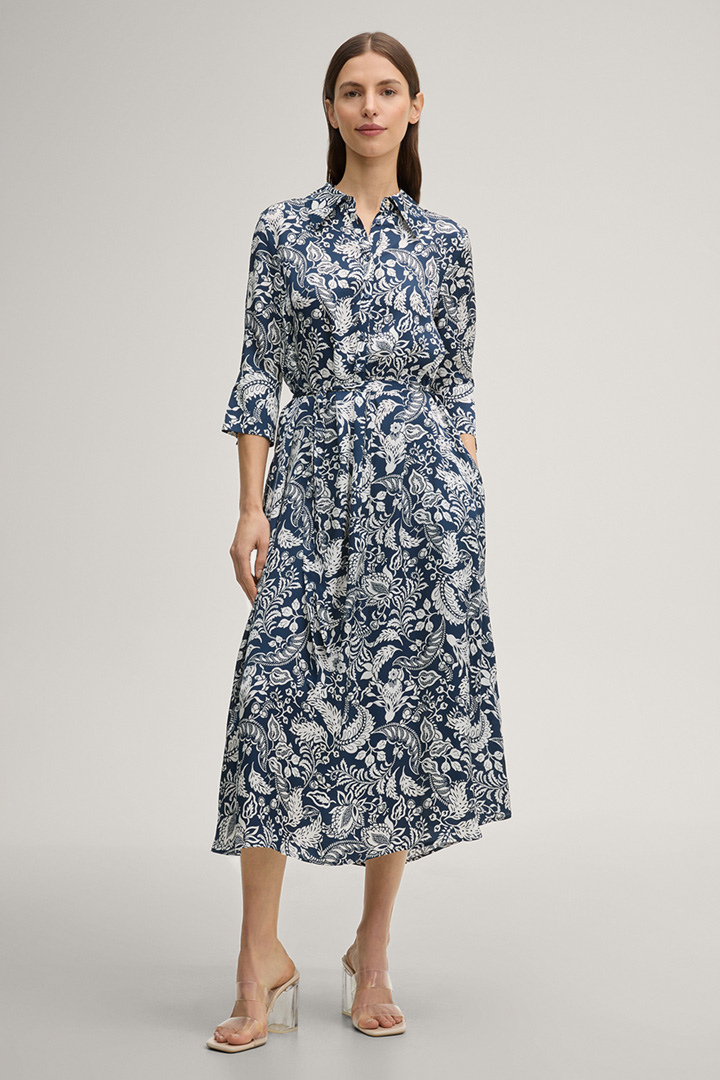 Führt zu Produktdetailseite „Hemdblusenkleid Danysa in Navy/Weiß gemustert"