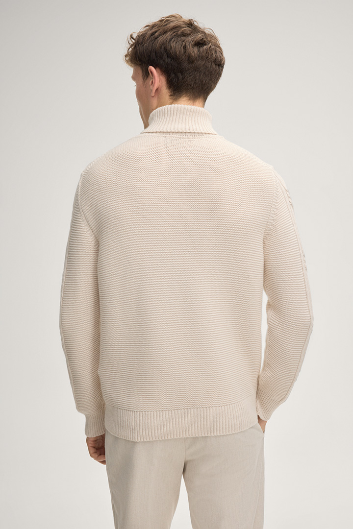 Liono Turtleneck Sweater in Cream