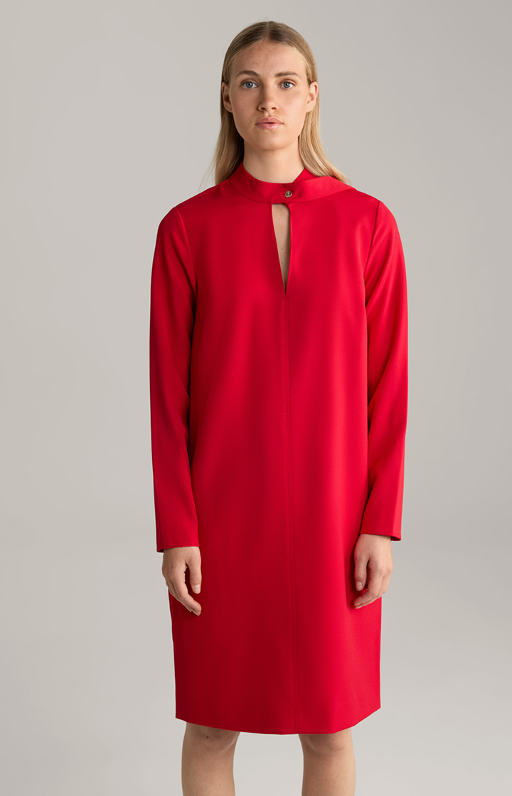 Crêpe Dress in Red