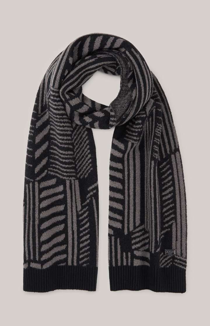 Lucas Knitted Scarf in Black Pattern