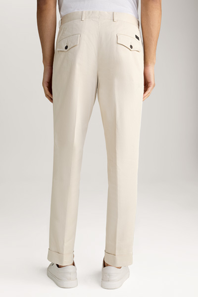 Randar Pleated Trousers in Light Beige